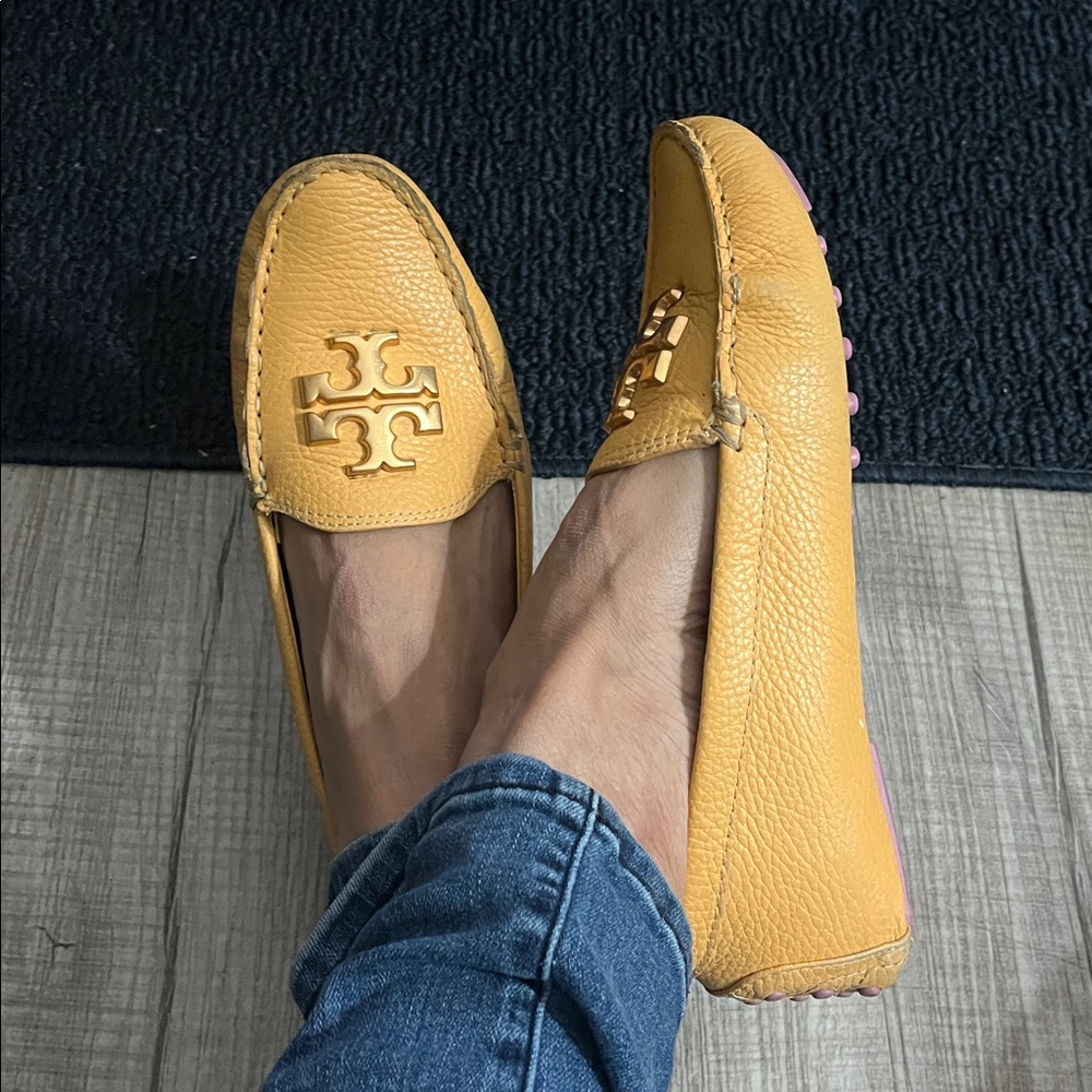 Tory Burch Leather Flats